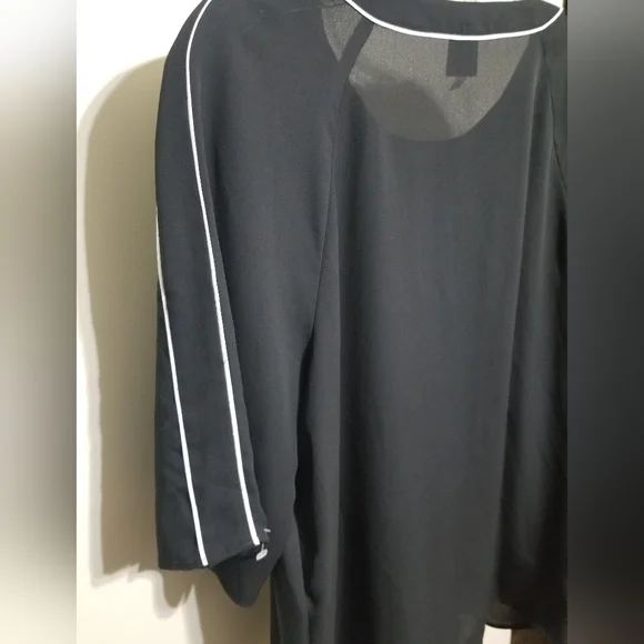 Anne Klein Black Tunic Top Medium Office Formal Contemporary - Picture 4 of 5